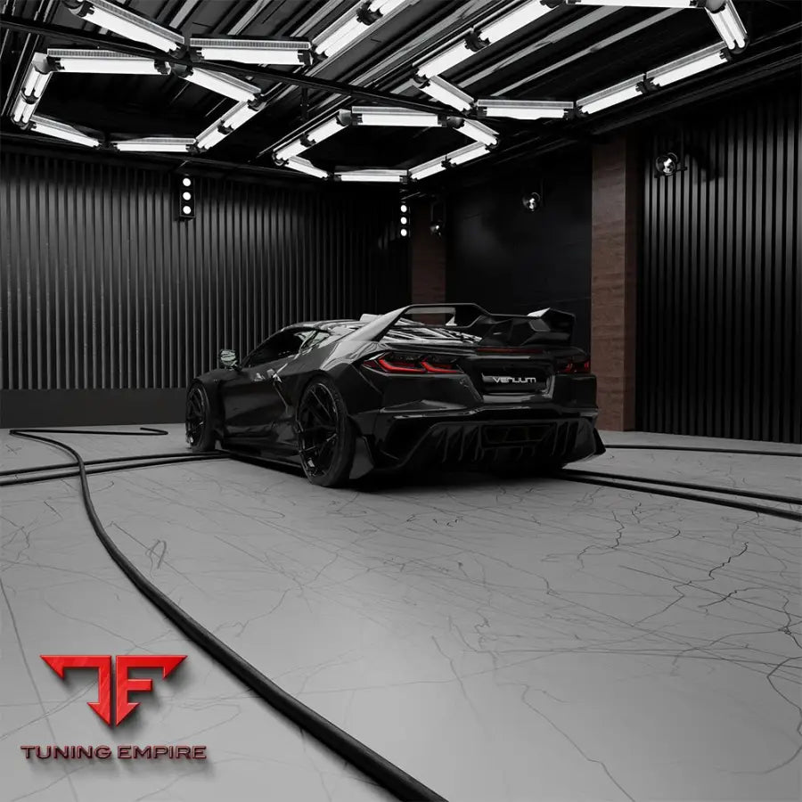 VENUUM CORVETTE C8