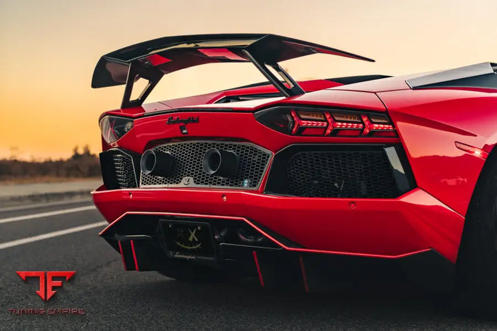 VOODOO DESIGN LAMBORGHINI AVENTADOR LP700-4 CENTER EXIT EXHAUST (SVJ STYLE)
