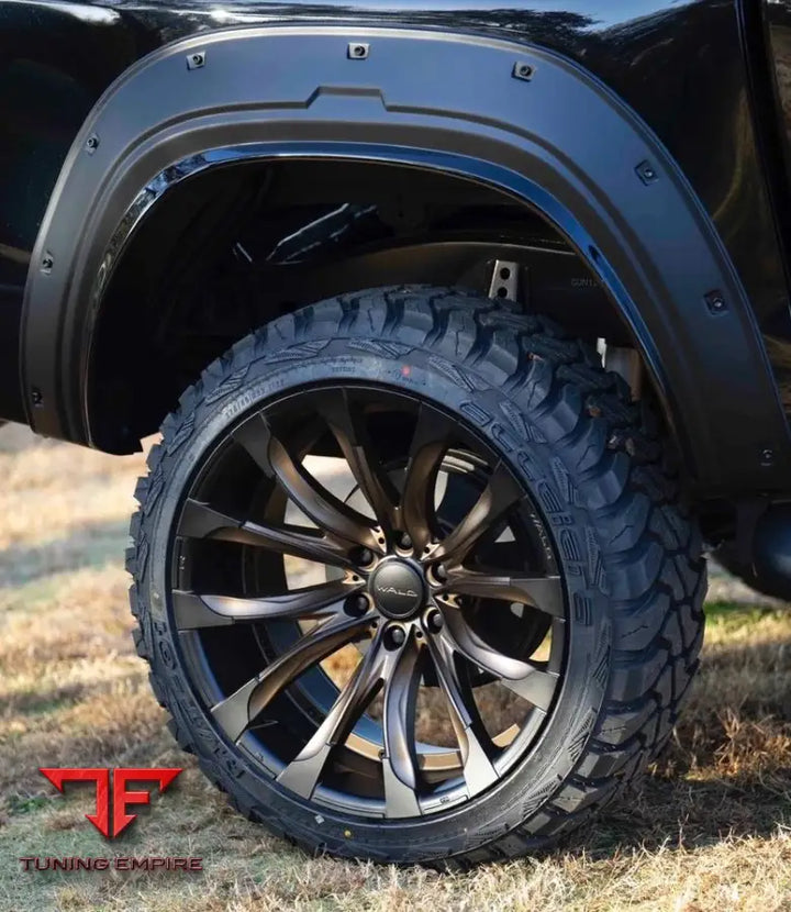 WALD TOYOTA HILUX 2020